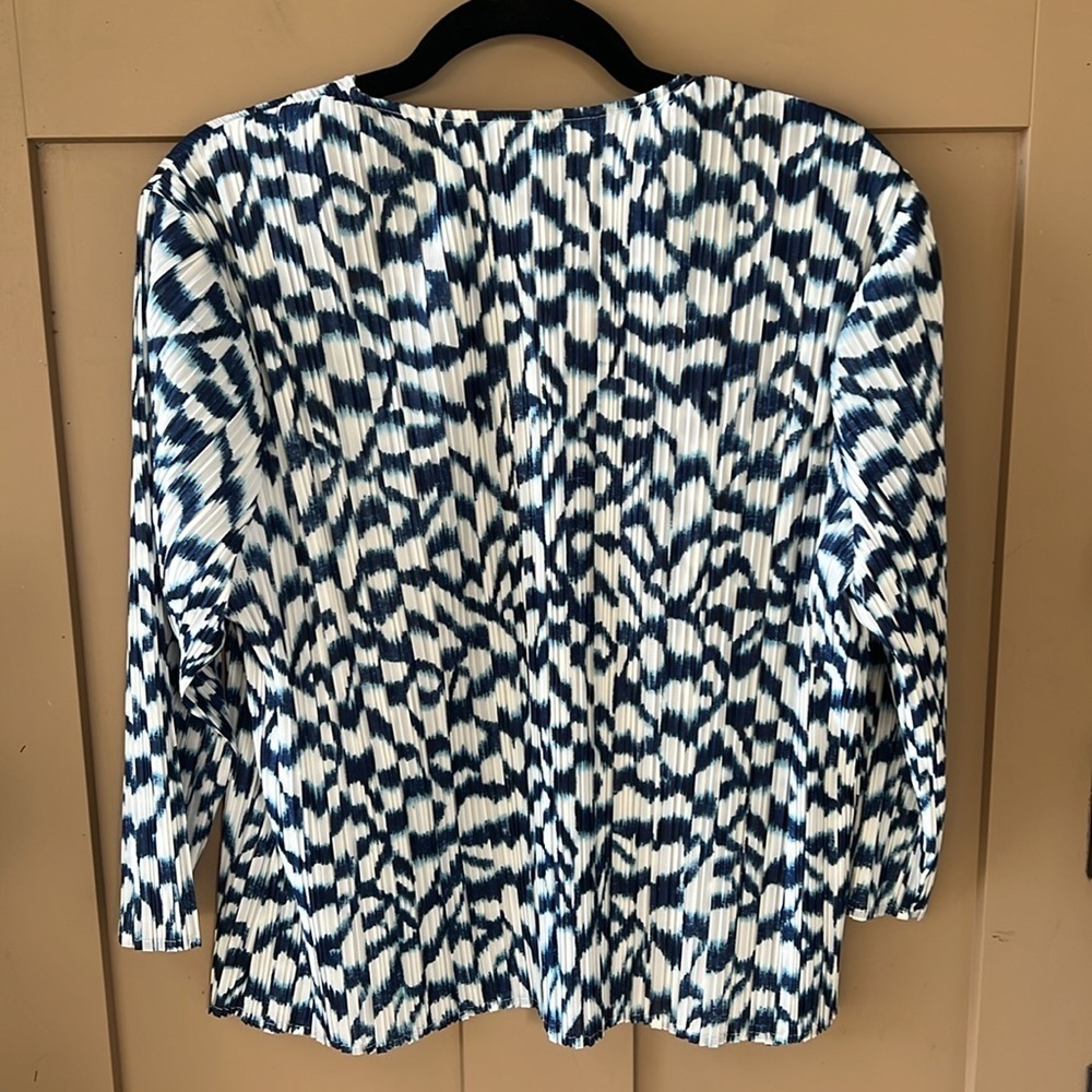 Chico’s Travelers Brushstroke Stripes Pleated Jacket Blue White Coastal Sz L - Picture 7 of 10